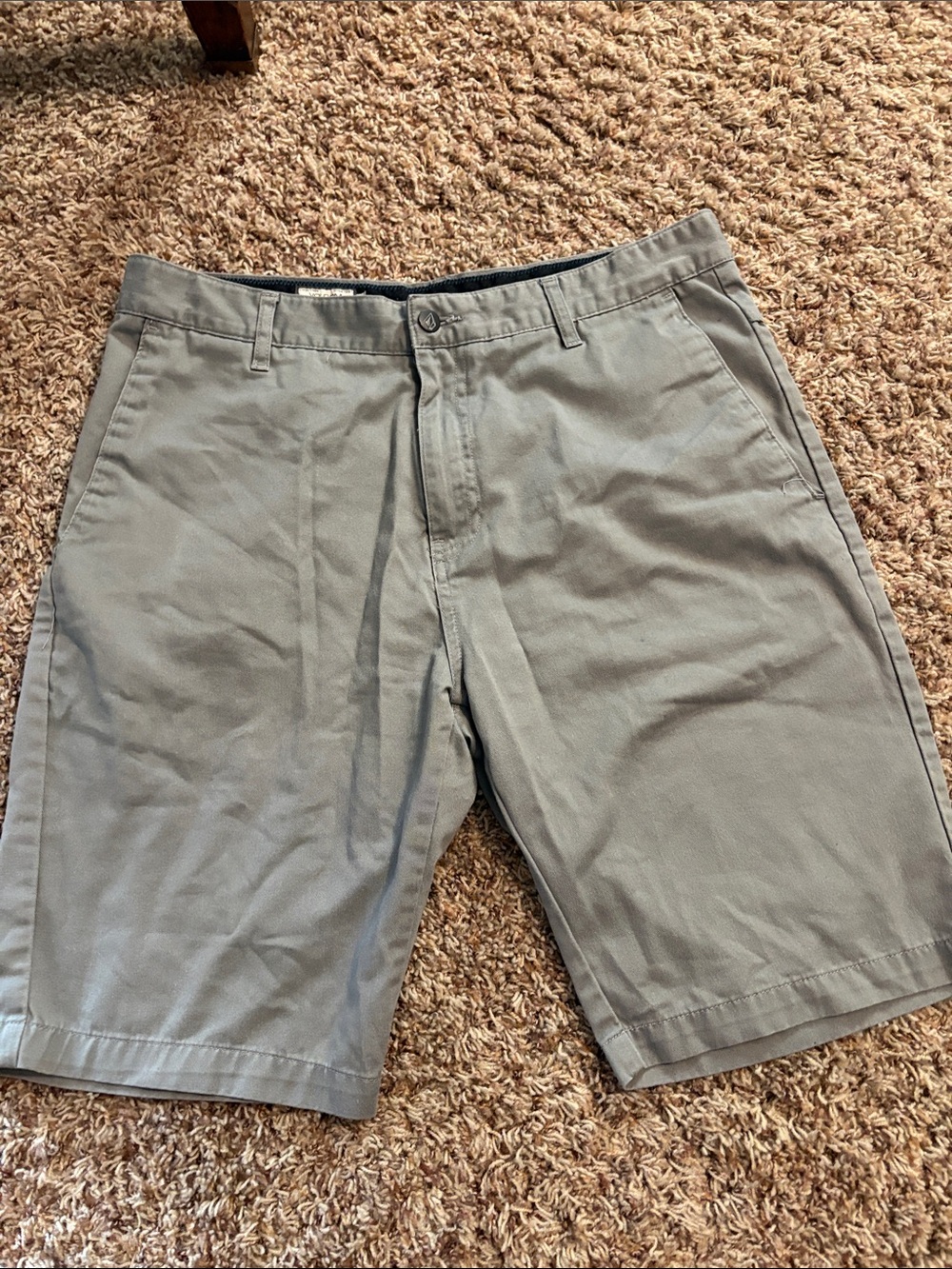 🔴10/$10! Volcom Men's Flat-Front Gray Casual Shorts